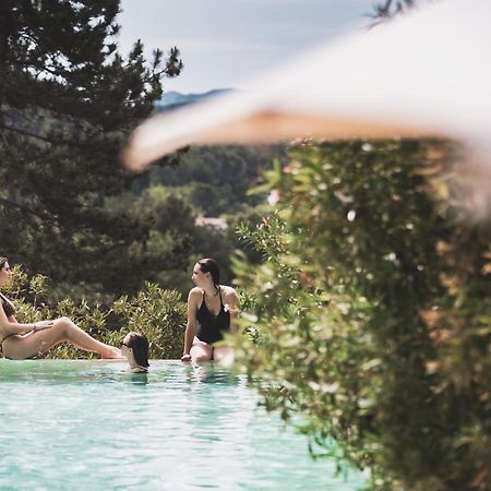 Les Lodges Sainte-Victoire Hotel & Spa Le Tholonet Екстер'єр фото