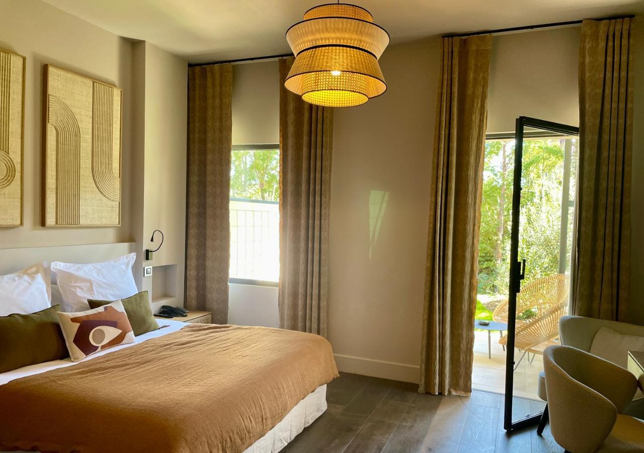 Les Lodges Sainte-Victoire Hotel & Spa Le Tholonet Екстер'єр фото
