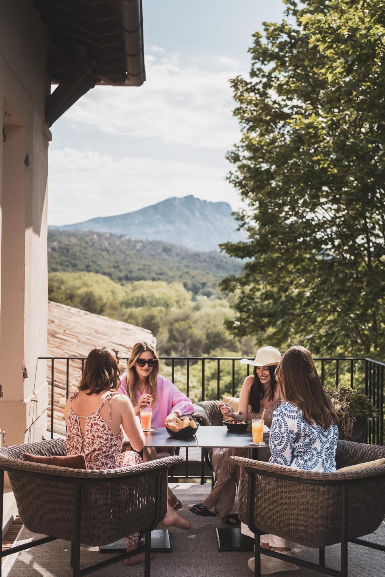 Les Lodges Sainte-Victoire Hotel & Spa Le Tholonet Екстер'єр фото