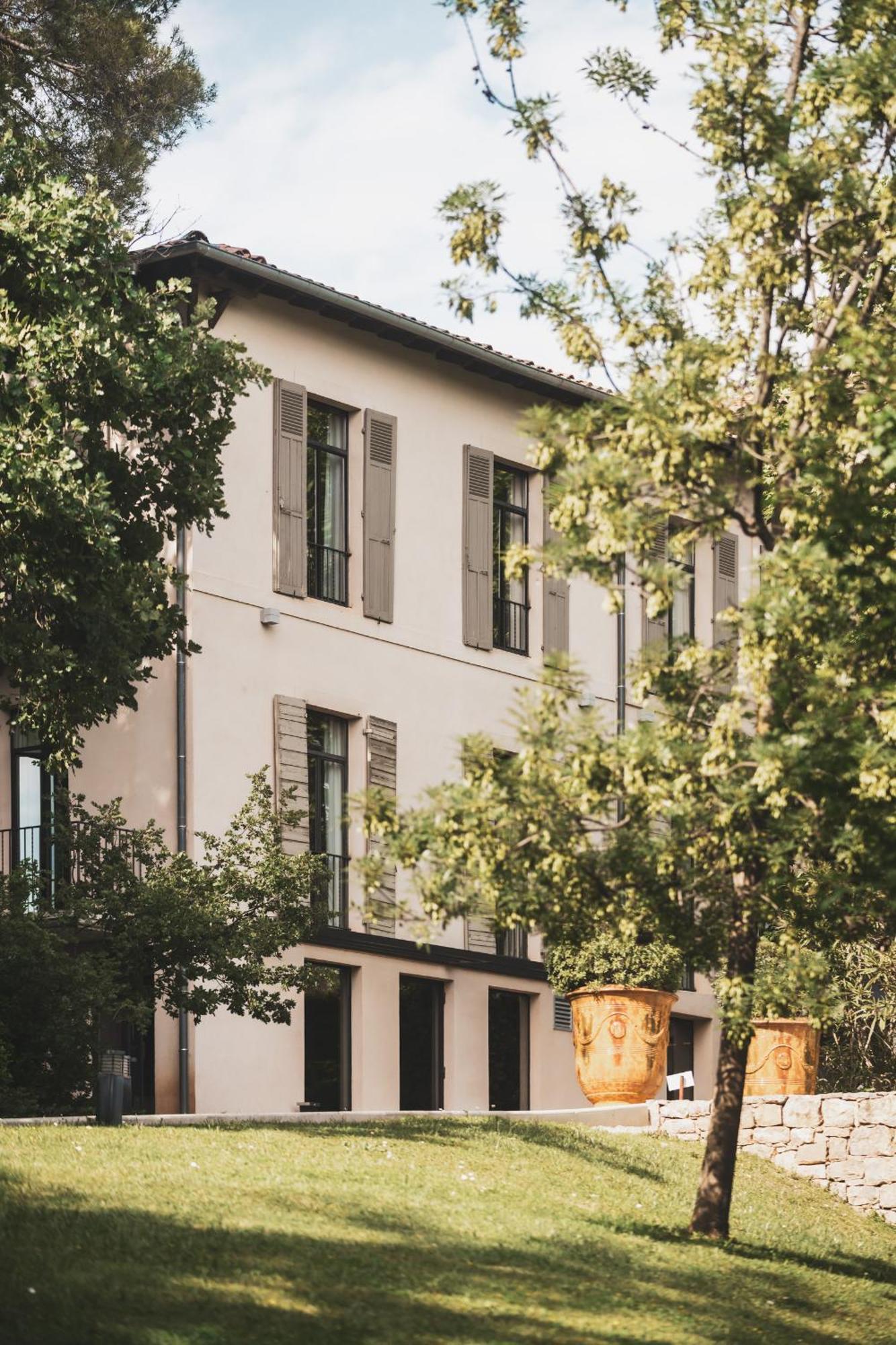 Les Lodges Sainte-Victoire Hotel & Spa Le Tholonet Екстер'єр фото